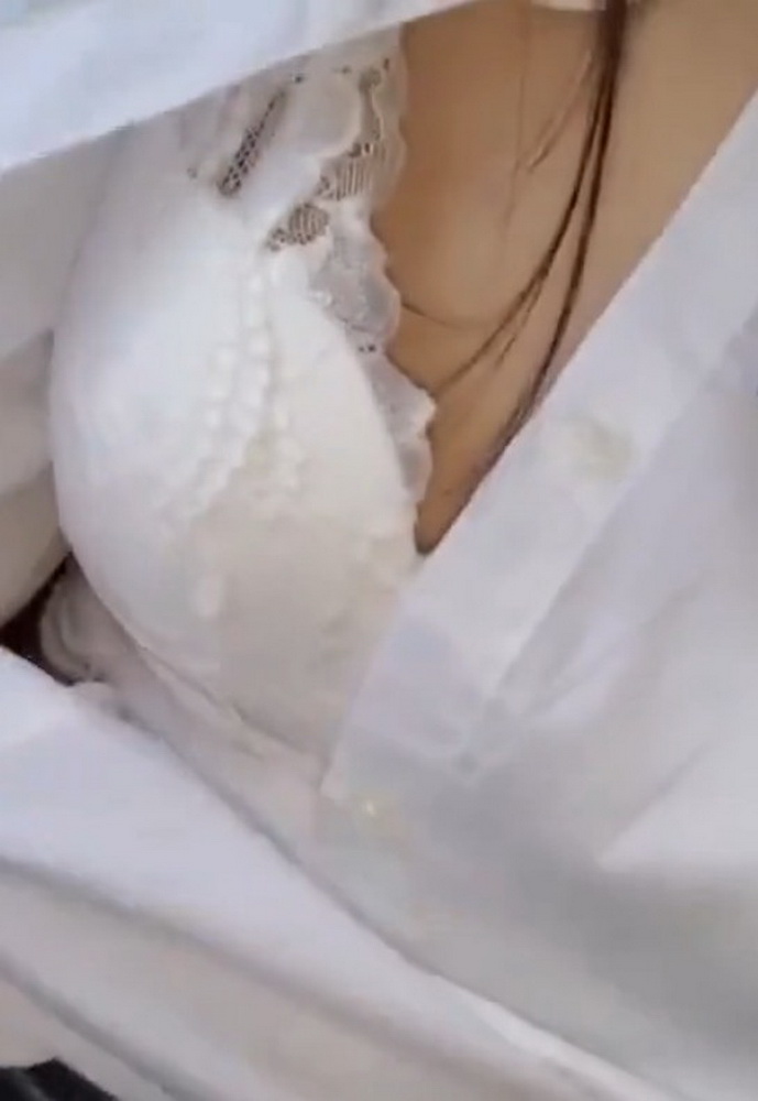 คลิป supjav สาวญี่ปุ่นโดนจับเย็ดคาชุดนักเรียน กินไอติมเสร็จแล้วไปดูดไอติมต่อที่ห้อง