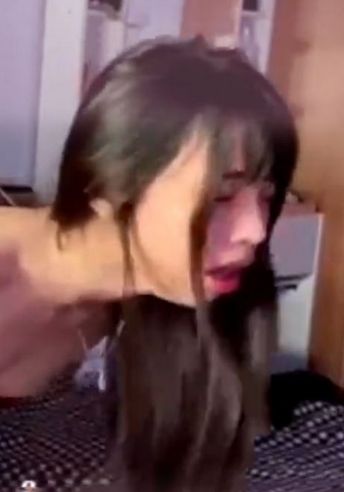 Onlyfans moohkrob น้องหมูกรอบขึ้นขย่มเย็ดกับผัว เอาสดแบบไม่ผ่านถุง