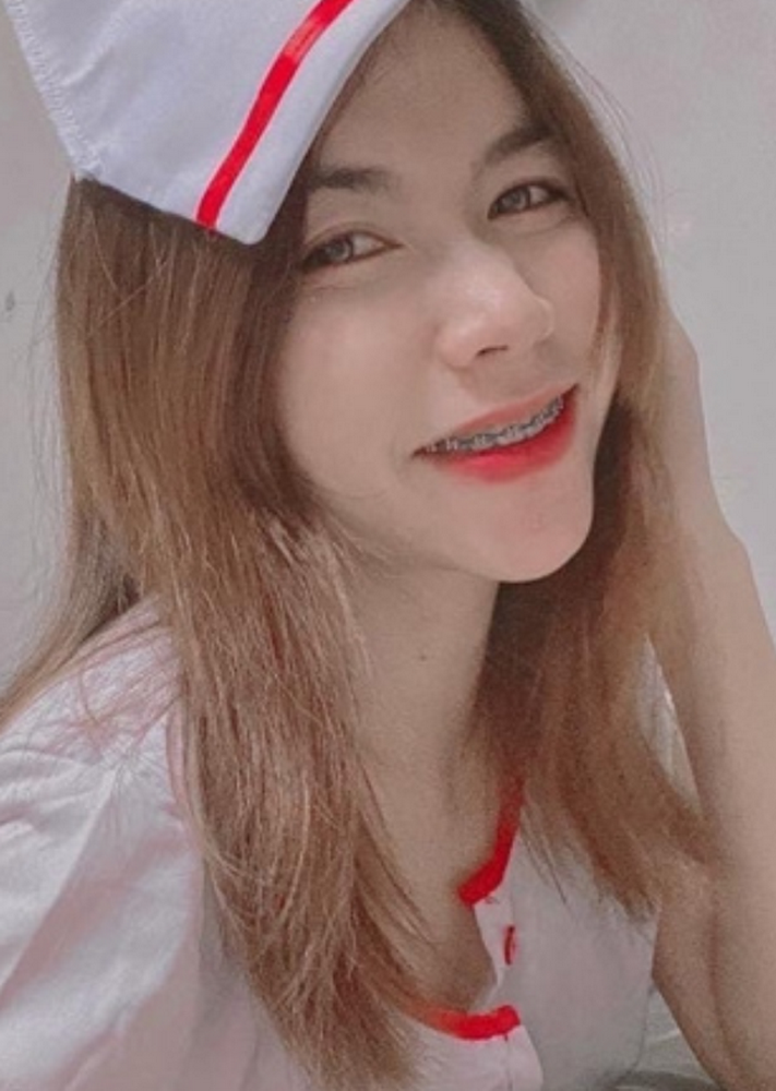 คลิปหลุดไทย สาวน่ารักโม๊คควยอมจนแตกหน้าดูดเสียวขนาดนี้