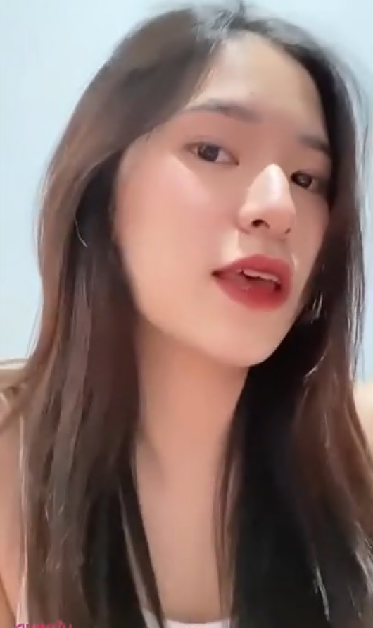 คลิปหลุดไทย น้องจี้สาวสวยนมใหญ่โดนแฟนถ่ายคลิปตอนเย็ดจับโม๊คให้เสียวๆ แล้วโดนจับกระแทกหีรัวๆแบบไม่ยั้งร้องครางออกมาอย่างลั่น