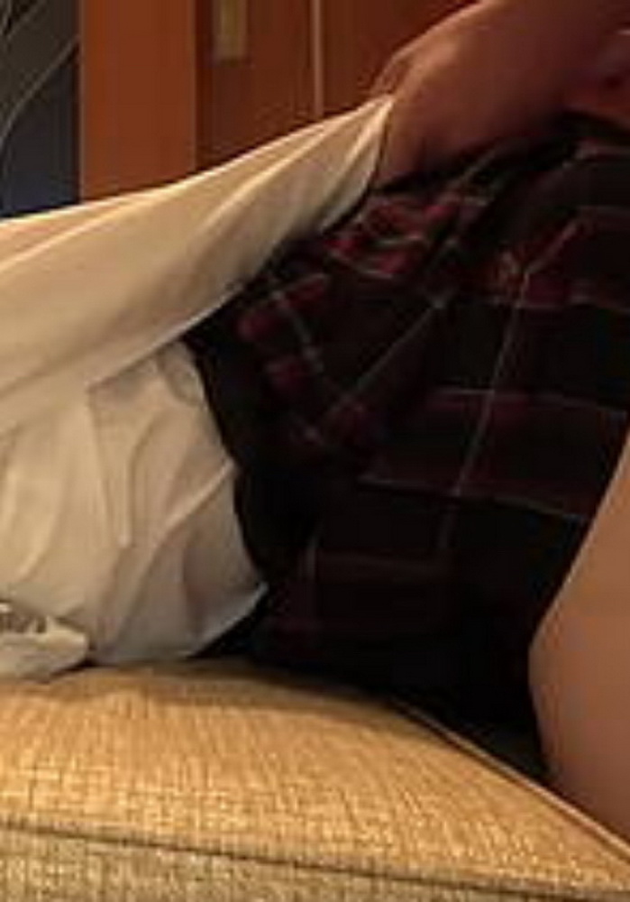 AVญี่ปุ่น ถลกกระโปรงเขี่ยร่องหีก่อนจับเสียบท่าหมาสุดแรง