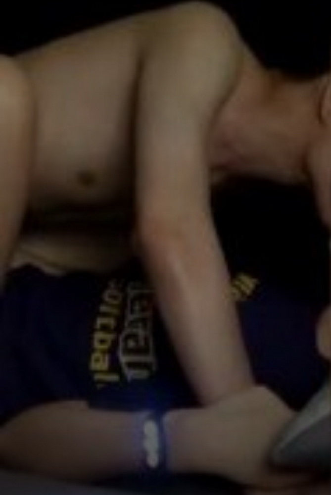 คลิปน้องไข่เน่านอนรอผัวมาเย็ดหี